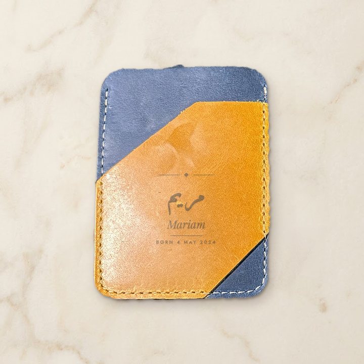 Leather card holder engraved with a name, made by MNSA